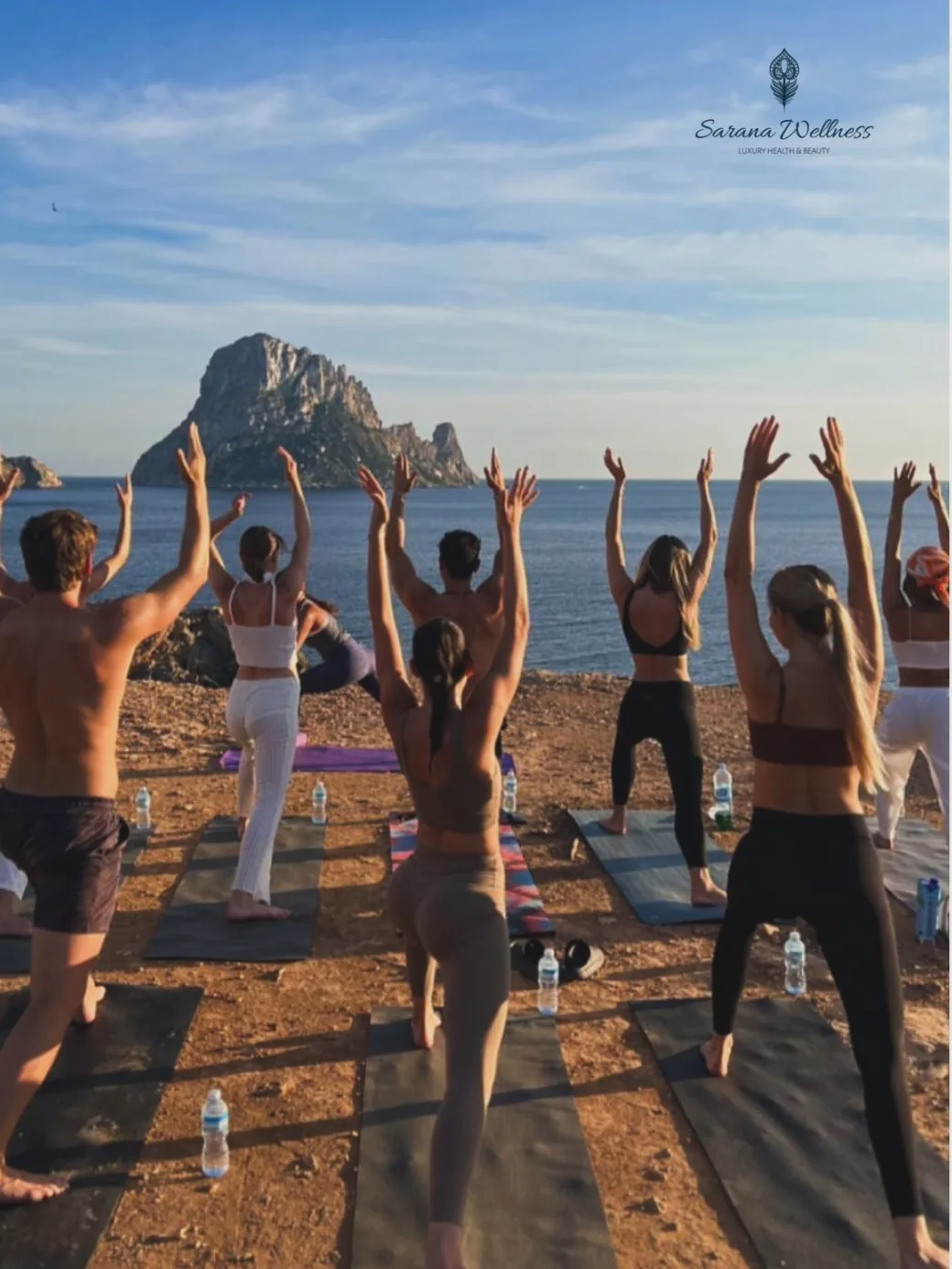 Sarana Wellness — Yoga al amanecer en Es Vedrà, Ibiza